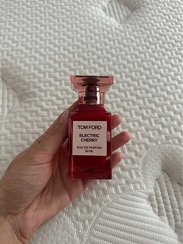 Orijinal Tom Ford electric cherry parfüm