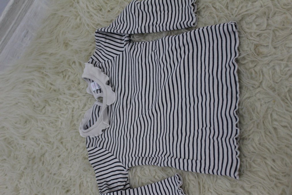 Kız Çocuk Fırfırlı Yaka Çizgili Tişört - Görsel 3