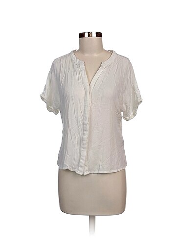 LC Waikiki Bluz %70 İndirimli.