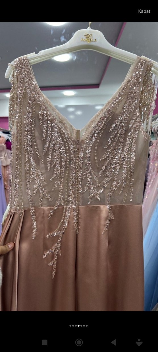 Bej Uzun Drapeli İşlemeli Abiye Elbise - Görsel 4