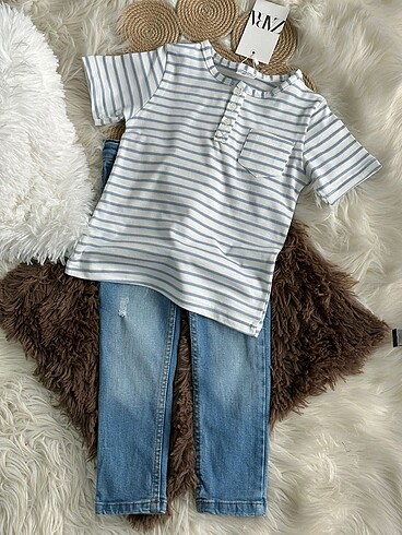 Zara ZARA ÇİZGİLİ TİŞÖRT VE KOT PANTOLON TAKIM
