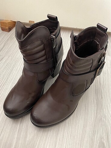 Kalın topuklu bot - Görsel 5