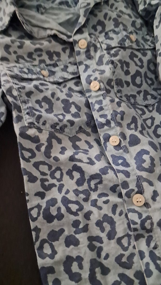 Düğmeli Gri Desenli Kot gomlek - Görsel 4