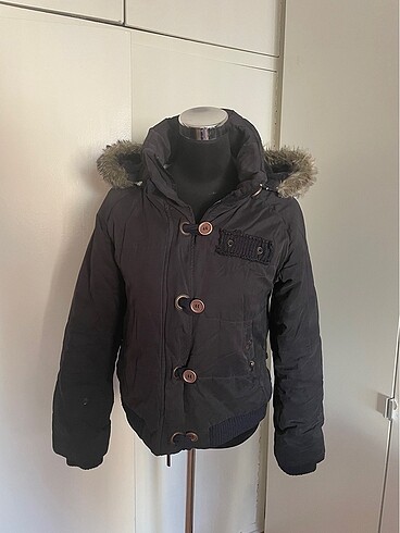 Zara mont