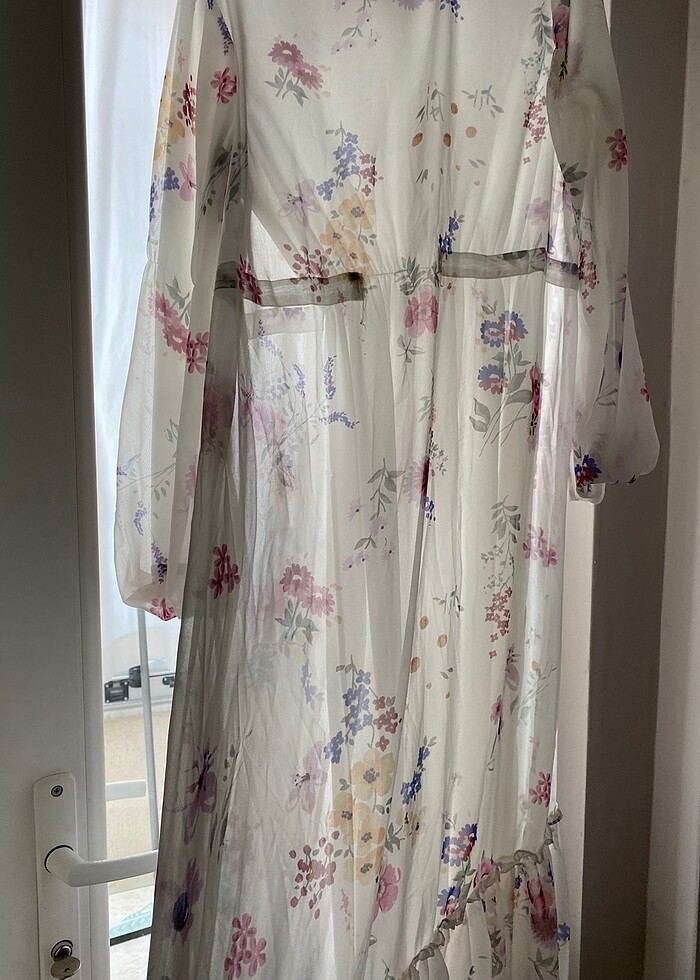 Yazlık elbise iç göstermez - Görsel 2