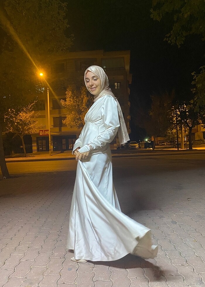 Özel tasarım gece abiye - Görsel 2