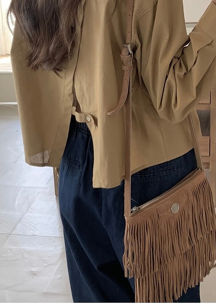 Tasarım detaylı gömlek - Görsel 3