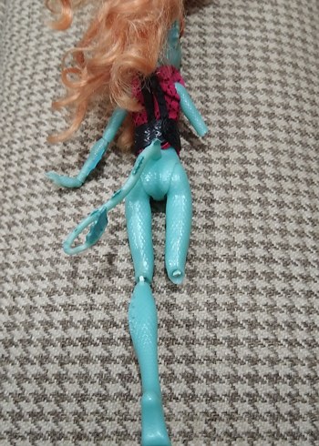 monster high doll lorna mcnessie - Görsel 3
