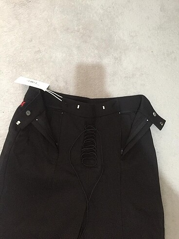 40 Beden siyah Renk PCFG marka çok şık pantolon