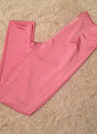 Pembe tayt 