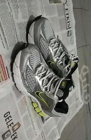 Nike spor ayakkabı
