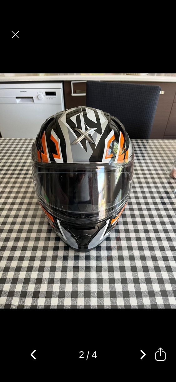 Turuncu Renkli Baskılı Motosiklet Kaskı - Görsel 2