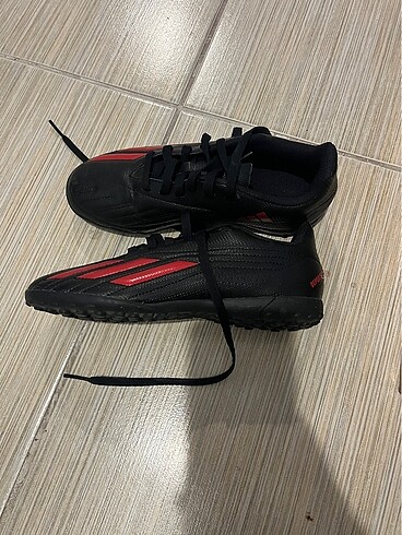 Adidas Adidas halı saha ayakkabısı