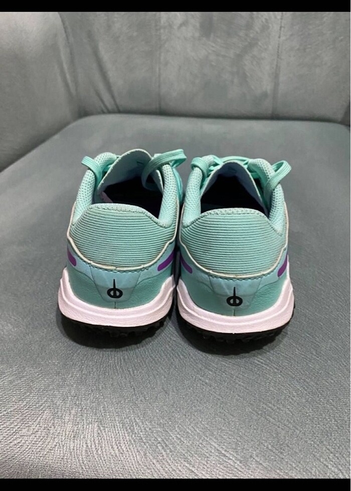 Nike çocuk halı saha - Görsel 3