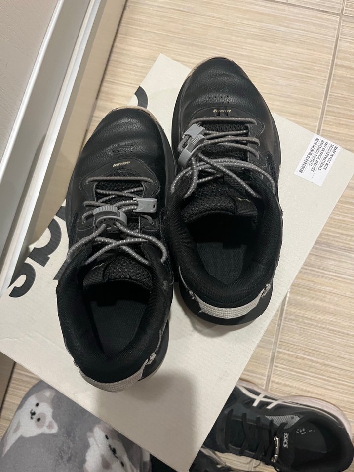 Under amour Çocuk Siyah Bağcıklı Sneakers - Görsel 3