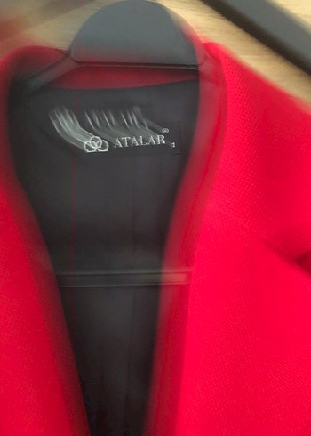 Zara Kırmızı Düğmeli Kadın Mini Blazer