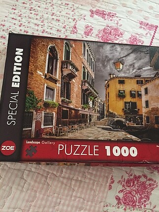 1000 ilk puzzle evde çok olduğundan satıyorum