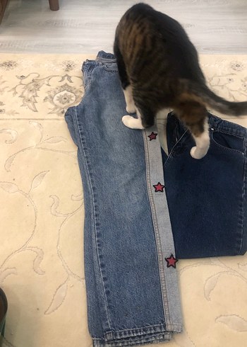 28 Beden mavi Renk Kadın Lacivert Bol Kesim üçü 50 tl