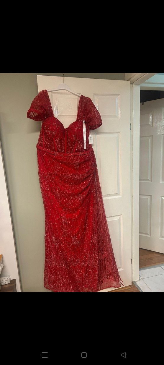 Drapeli Kırmızı Straplez Uzun Abiye Elbise - Görsel 3