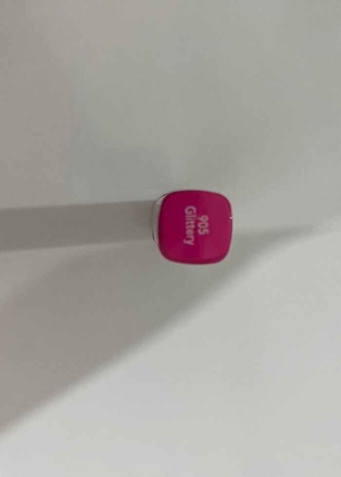 Parlatıcı likit ruj - Görsel 3