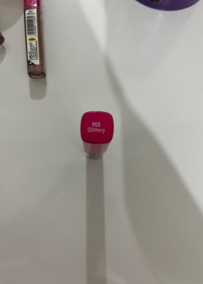 Parlatıcı ruj - Görsel 2