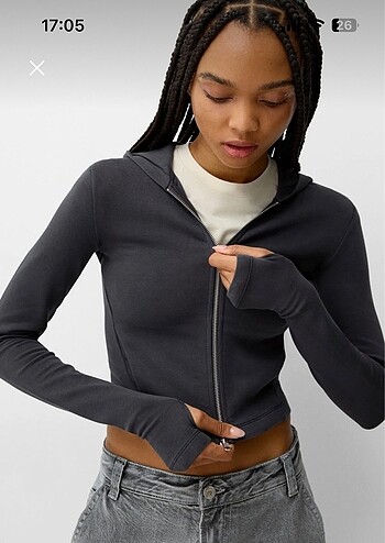 Bershka kapüşonlu sweatshirt