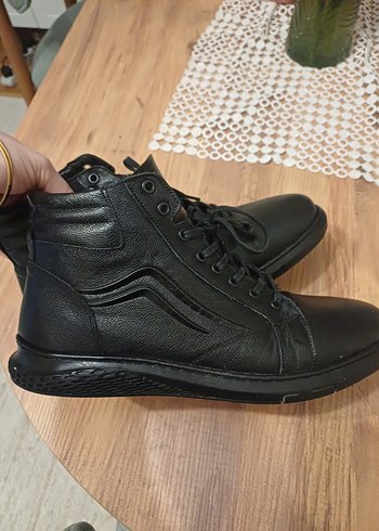 Siyah Deri Bağcıklı Erkek Bot - Görsel 2