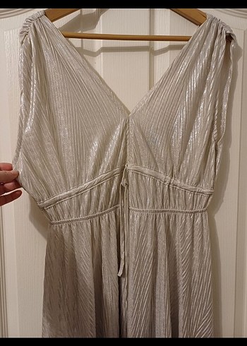 V Yaka Pileli Uzun Bohem Elbise - Görsel 3