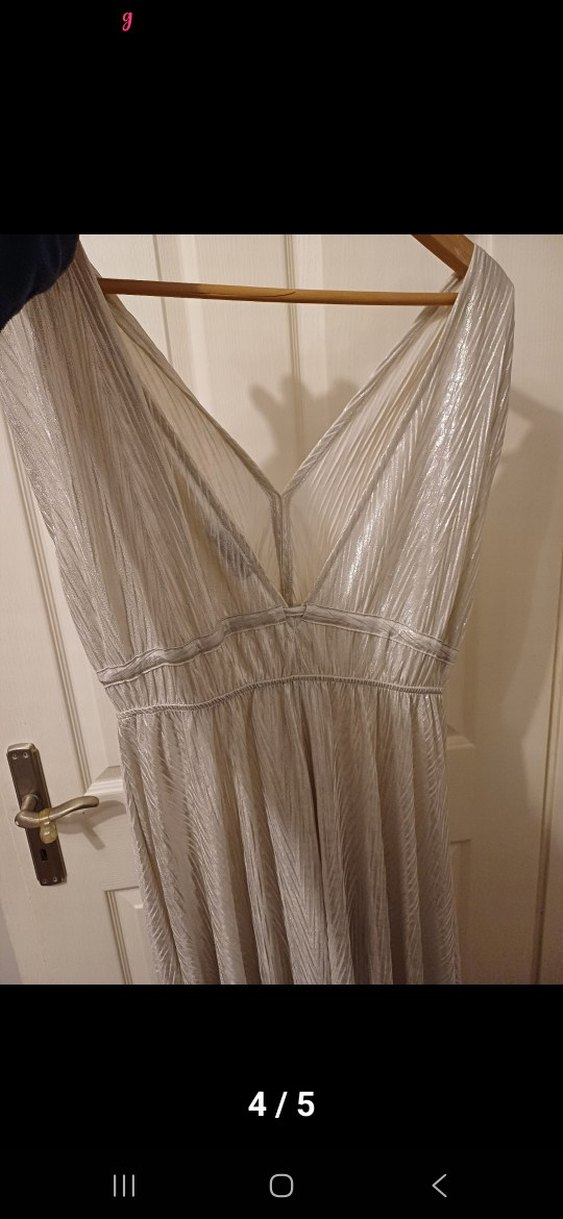 V Yaka Pileli Uzun Bohem Elbise - Görsel 5