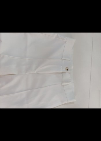 Kadın Beyaz Kemerli Midi Kumaş Pantolon - Görsel 5