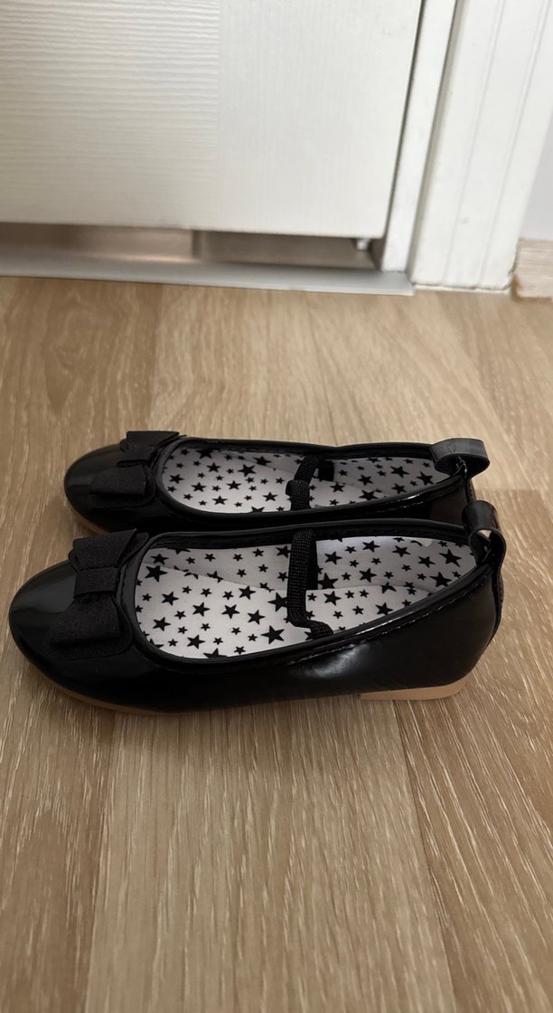 Kız Çocuk Siyah Tokalı Babet Ayakkabı - Görsel 2