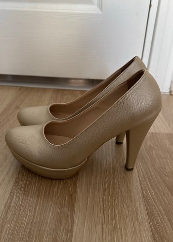 Bej Rugan Dolgu Topuk Kadın Stiletto - Görsel 2