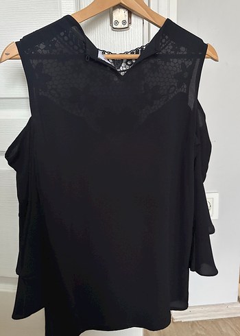 Dantel Detaylı Siyah Uzun Kollu V Yakalı Bluz - Görsel 2