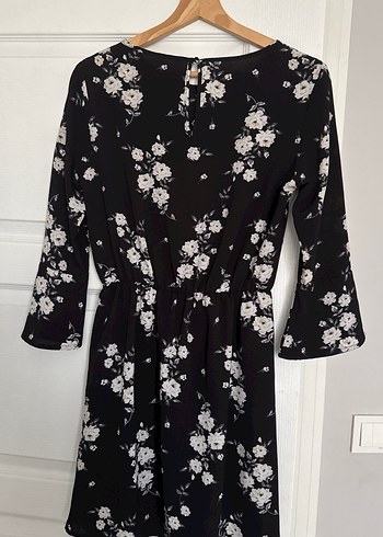 Çiçek Desenli Siyah Midi Elbise - Görsel 2