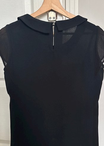 Düğmeli Siyah Goth Yakalı Kolsuz Bluz - Görsel 2