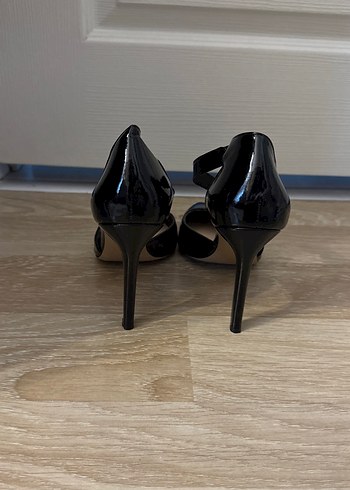 Siyah Rugan Tokalı Stiletto Kadın Ayakkabı - Görsel 3