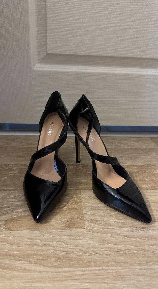 Siyah Rugan Tokalı Stiletto Kadın Ayakkabı - Görsel 4