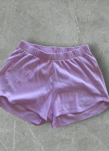 Zara pembe penye şort 11-12 yaş