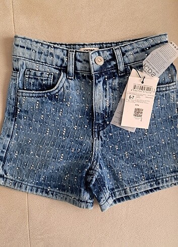 Koton Kids yeni sezon ince jean şort