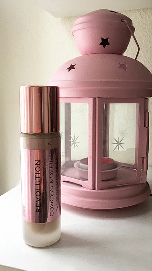 Revolution Conceal & Define F2????