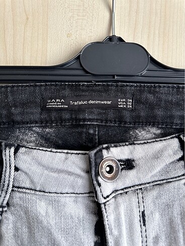 Zara Zara Trf Limited Edition Jean