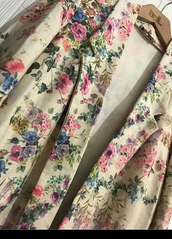 36 Beden çeşitli Renk Çiçek desenli ceket 