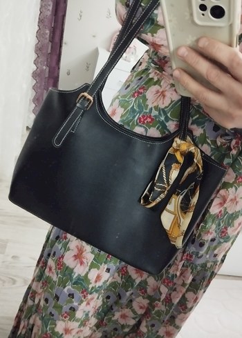 Tokalı Siyah Deri Kadın Çanta - Görsel 2