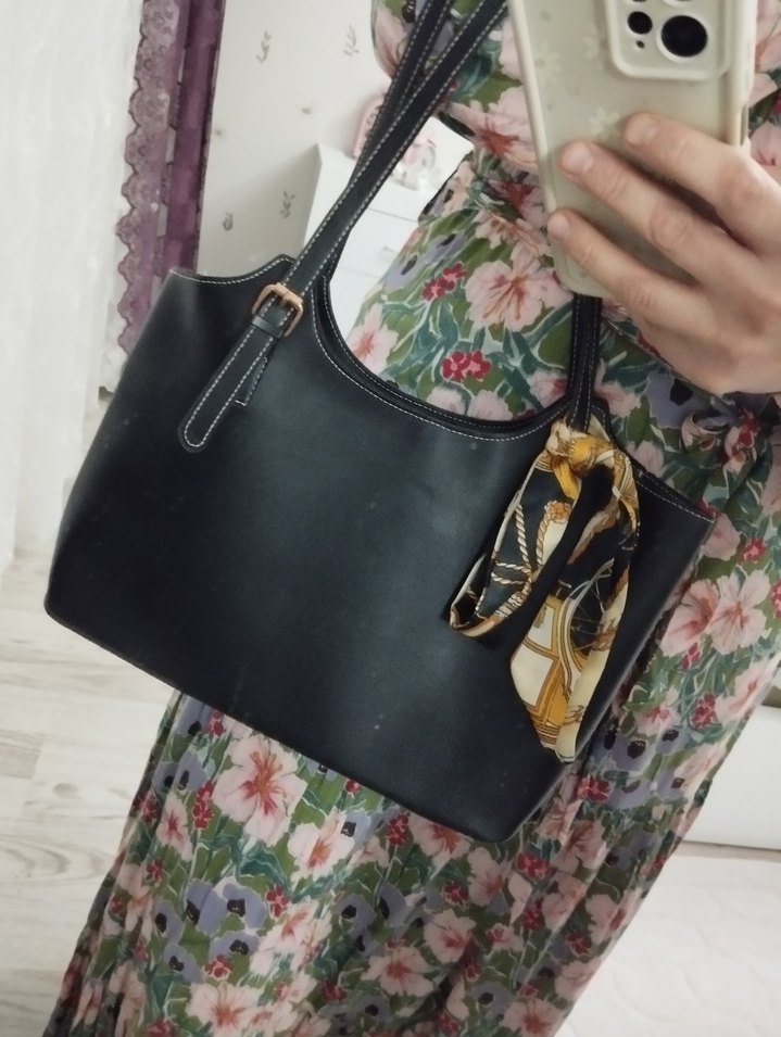 Tokalı Siyah Deri Kadın Çanta - Görsel 2