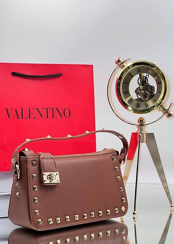 Valentino Kahverengi Deri Tokalı Çanta