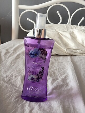  Beden Body fantasies vücut spreyi twılıght mist