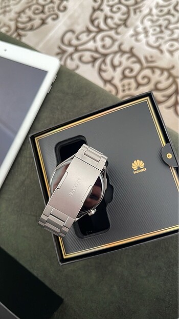 Huawei 1 ay kullanılmış ürün.(nişan saatiydi nişan atıldığı için satılı