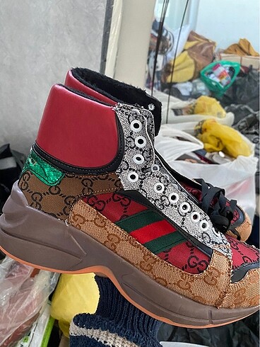 Gucci bot
