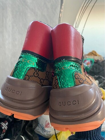 38 Beden Gucci bot