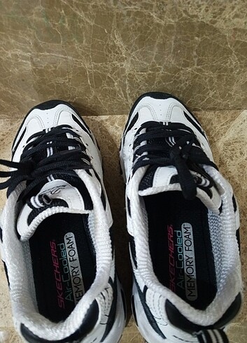 37,5 Beden Orjinal skechers